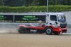 racetrucks-brullen-over-het-asfalt