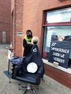 voor-de-kappers-is-het-al-lang-over-12-uur
