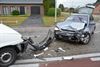 Bestuurders gewond bij frontale botsing