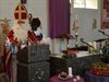 Sint ontvangt kinderen in kerk van Viversel