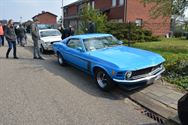 Mustang Fever:lokt veel volk en auto's
