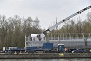Kanaalbrug in Stokrooie in laatste fase