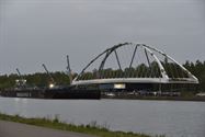 Plaatsing brug was toeristische attractie