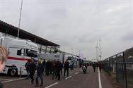 File in de pitlane