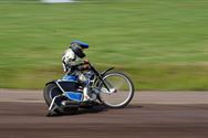 Jonge racers en karts brengen spektakel op Helzold