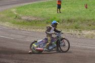 Jonge racers en karts brengen spektakel op Helzold