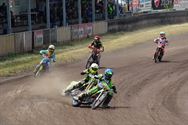 Jonge racers en karts brengen spektakel op Helzold