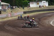Jonge racers en karts brengen spektakel op Helzold