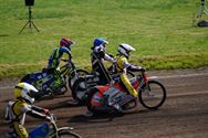 Jonge racers en karts brengen spektakel op Helzold