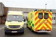 Ambulances van de brandweer in nieuw kleedje
