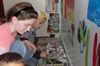 Kinderen werken mee aan kunstproject