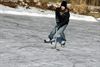 Ijshockey en schaatspret op vijvers
