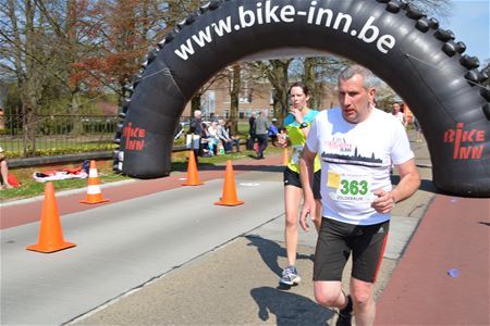 10 jaar ZolderRun: win cava en een goodiebag