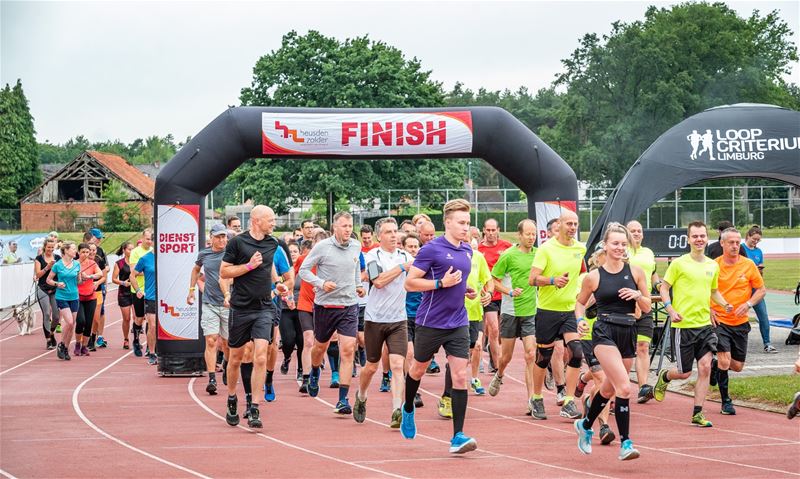 100-tal deelnemers aan Heusden-Zolderse bosloop
