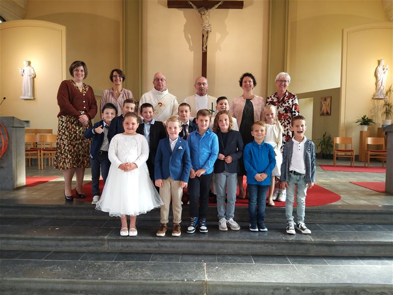 12 communicanten in Berkenbos