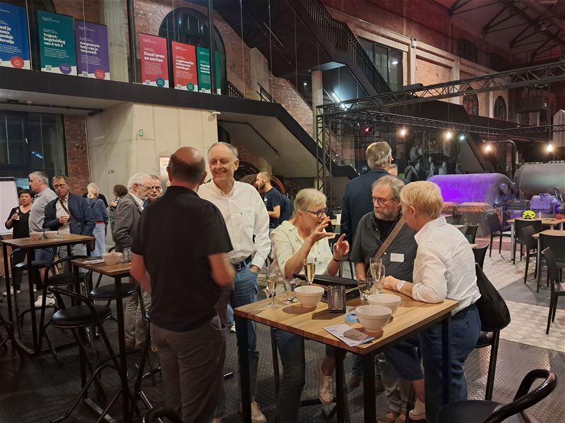 120 mensen brainstormen over armoedebestrijding
