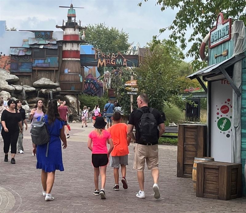 173 cliënten van Sociaal Huis naar Bobbejaanland