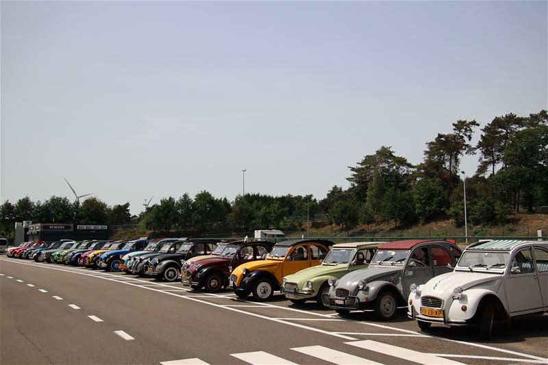 2 pk's maakten tour en tussenstop op circuit