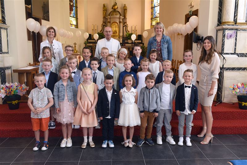 23 communicanten in Eversel