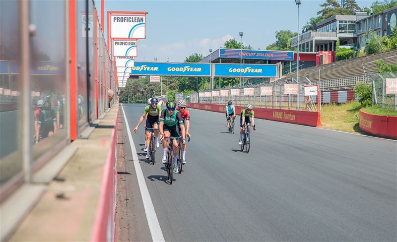 24 uur: het lijkt tussen twee teams te gaan