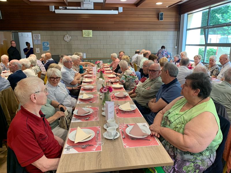 240 inwoners op het feest van de 75-plussers