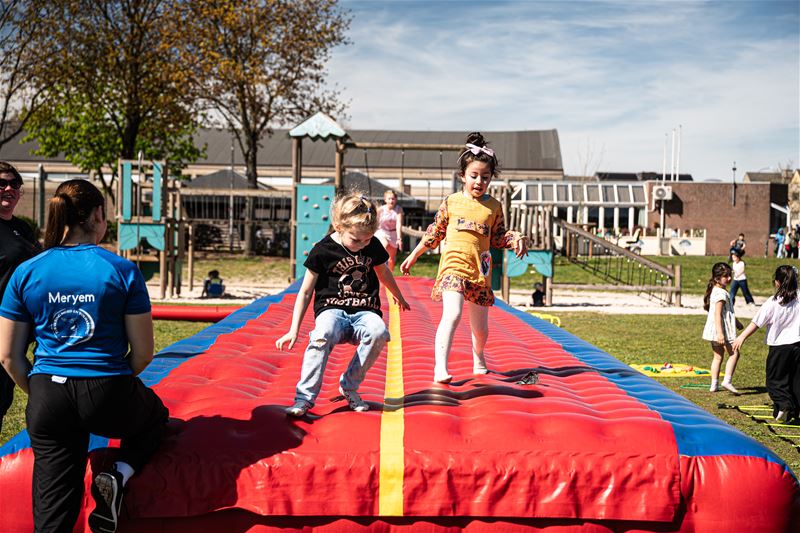 65 kinderen op buitenspeelmarathon op Jungleland