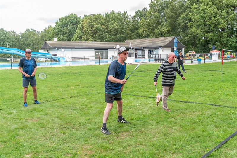 Airbadminton is tof, jammer van het weer