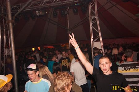 Ambiance op dubbele 'Zolder is OK'-party