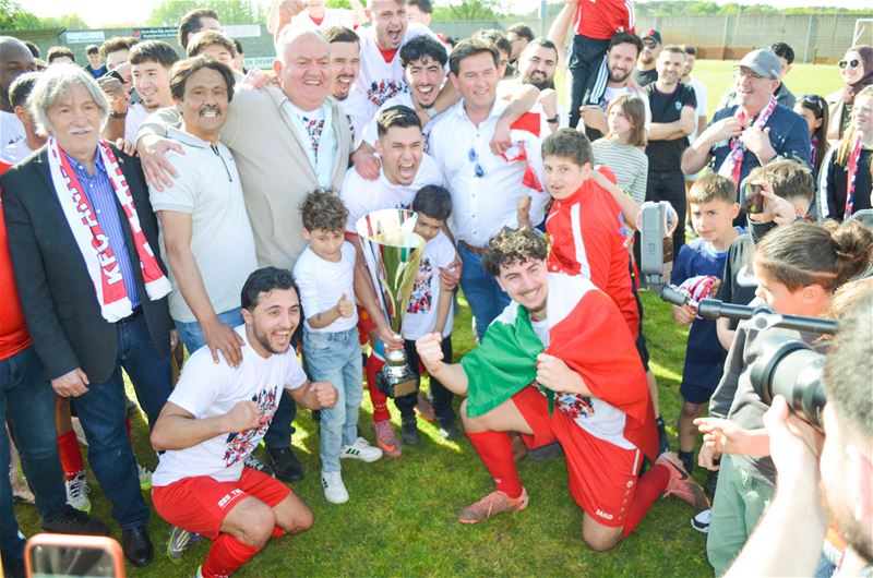 Anadol wint bewogen match en is kampioen