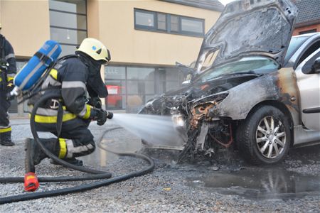 Autobrand in de Meylandtlaan