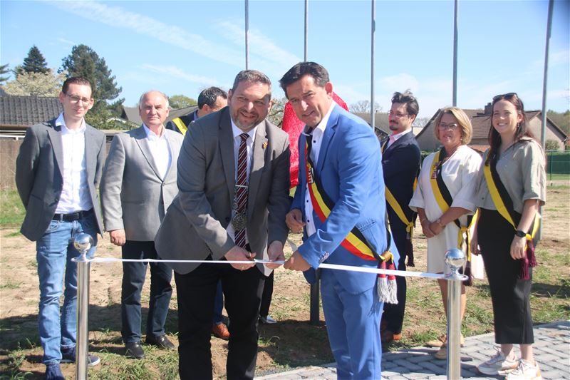 Bad Arolsenstraat is feestelijk ingehuldigd