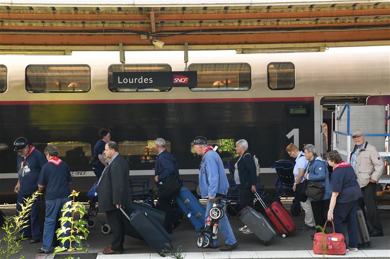 Bedevaarders zijn in Lourdes aangekomen