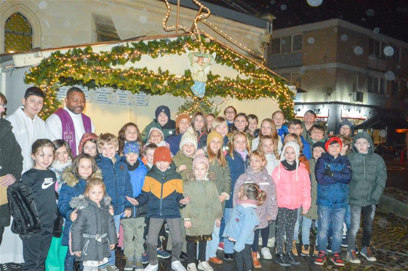 Beelden staan in Zolderse kerststal