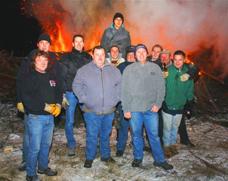 Berkenbos verbrandt zijn kerstbomen