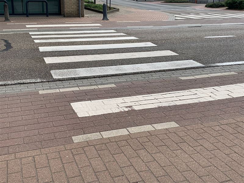 Binnenkort regenboogzebrapad in G. Gezellelaan