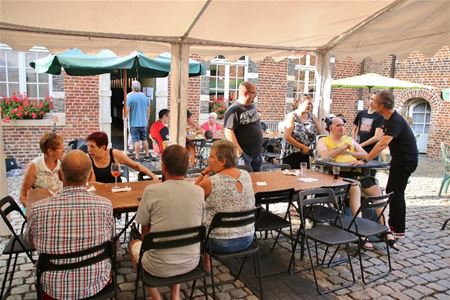 Blauwe Wijk hield buurtfeest in Woutershof