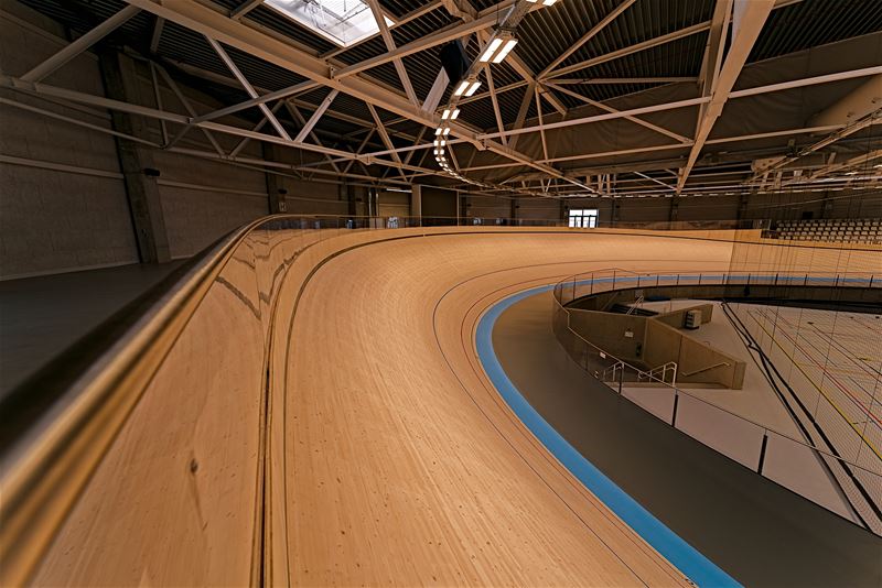 Bochten velodroom vergelijkbaar met Apeldoorn