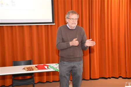 Boeiend en tragisch verhaal van de schone kleren