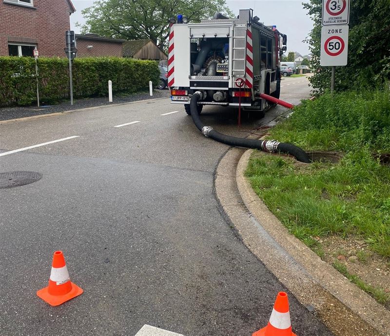 Brandweer zet zware pomp in