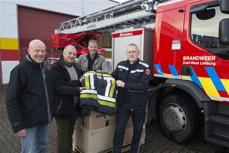 Brandweerpakken voor Nepal