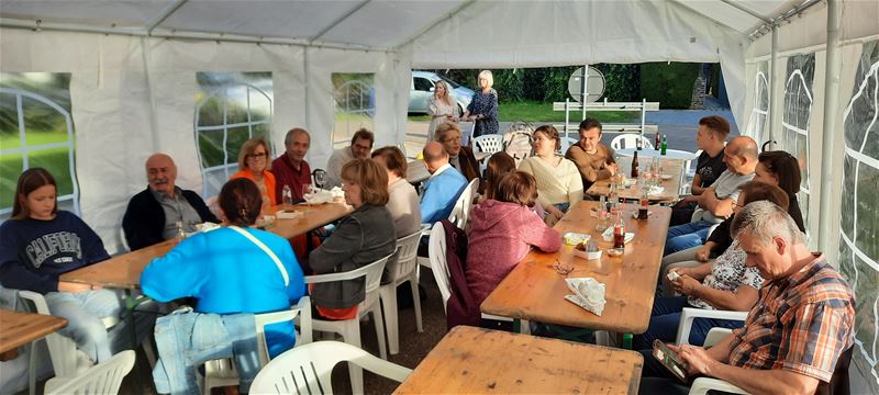 Buurtfeest in Vunderstraat en Neerjouten