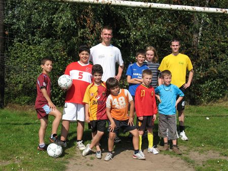 Buurtvoetbal is weer gestart