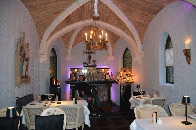 Calice: koken in de sacristie, eten in de kapel