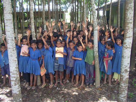 Concert voor schooltjes in Bangladesh