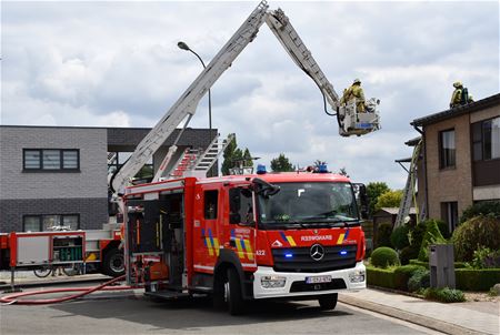 Dakbrand in Oudstrijderslaan