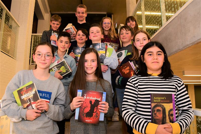 Davidsfonds bekroont 13 junior journalisten