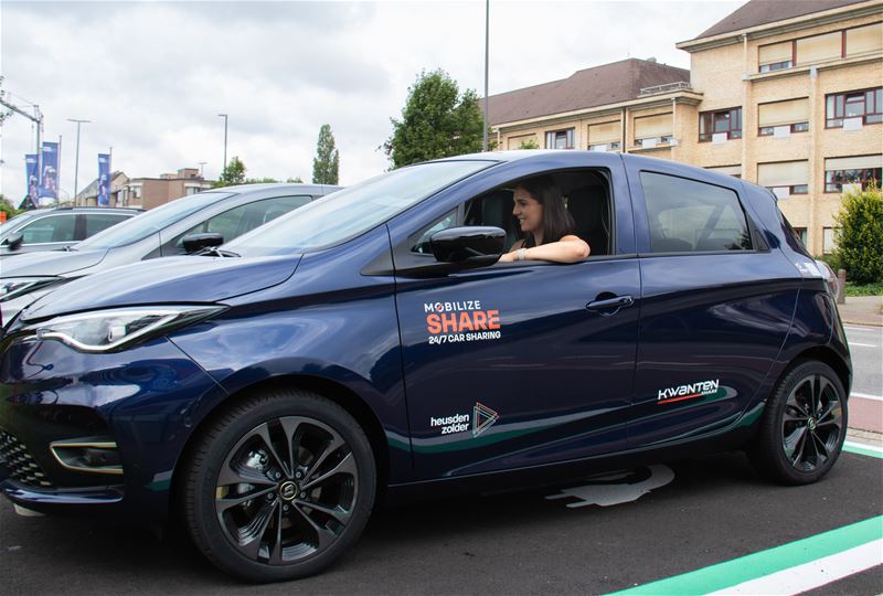 De elektrische deelwagens staan klaar