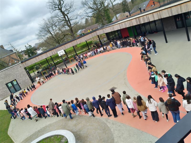 De Leerplaneet stampte voor vrede