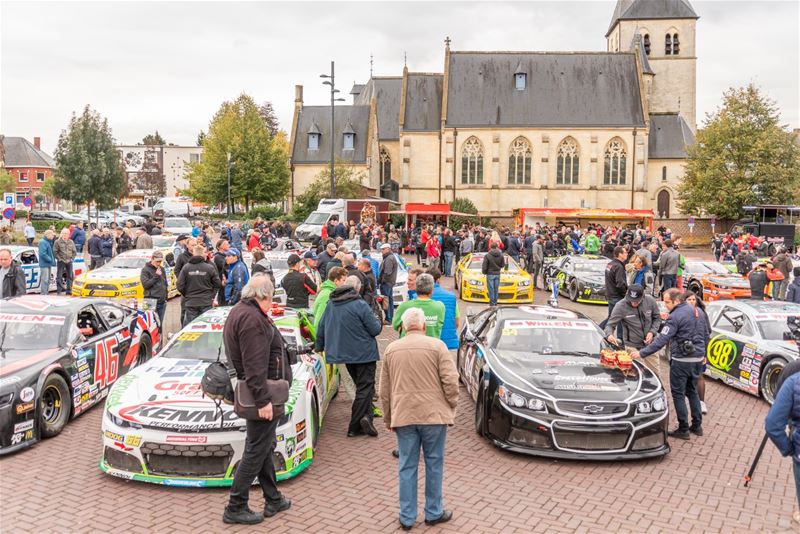 De Nascar-deelnemers showen zich in Zolder