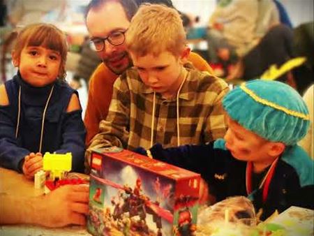 De Sint bracht een bezoek aan de Blauwe Wijk